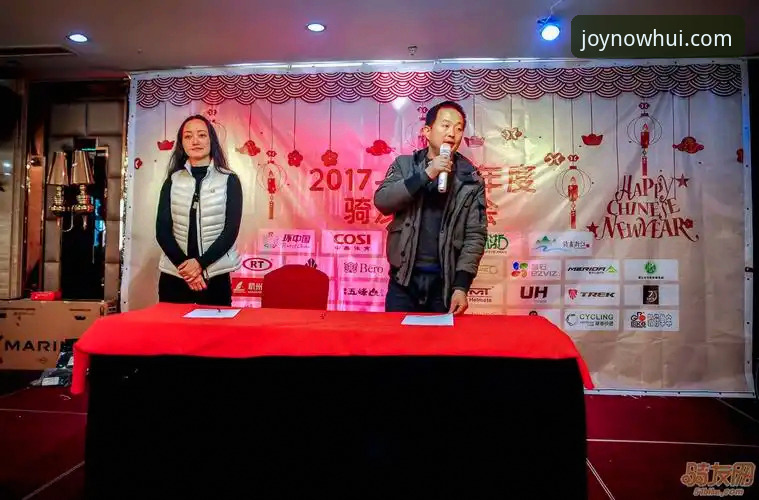 金年会平台官网下载推荐 JNH体育平台 vs 传统娱乐平台全面对比:金年会平台官网下载推荐与实战分析